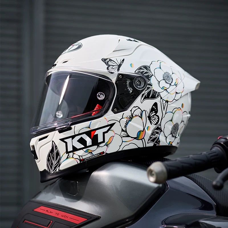 Kask motocyklowy HOT KYT ST z  – Carbon Fiber Lightweight Motorcycle Helmet recenzja i cena